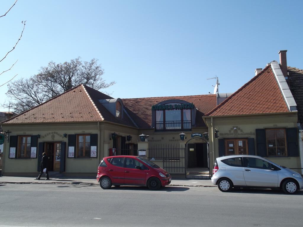Hotel Corner Panzio Szentendre Zewnętrze zdjęcie
